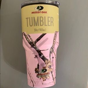 Mossy Oak Pink Camo 30oz Tumbler
